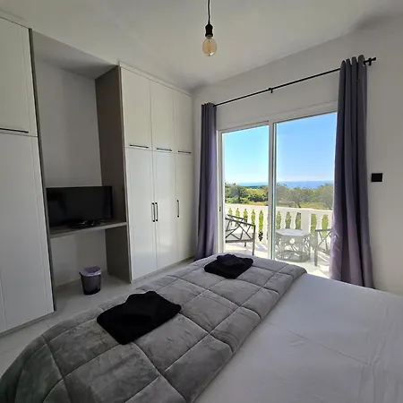 Amavi Villa Pégeia