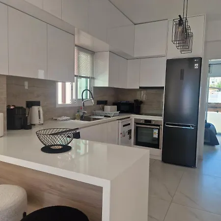Vila Amavi Pegeia